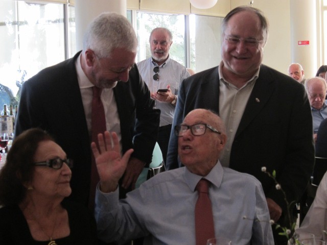 IMG_2348.jpg IMG_2348.jpg