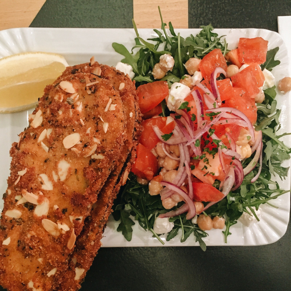 hansi-beringela.jpg hansi-beringela.jpg