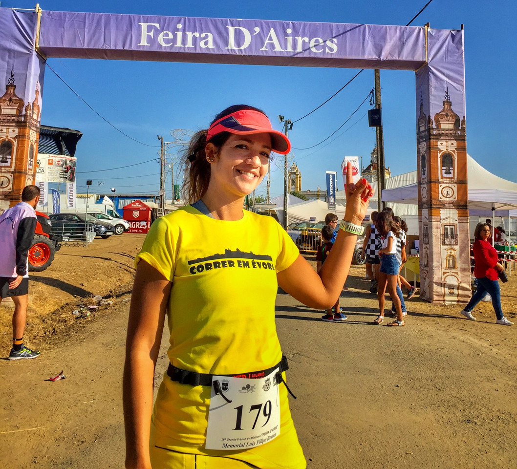 Um passo nunca vem só.JPG