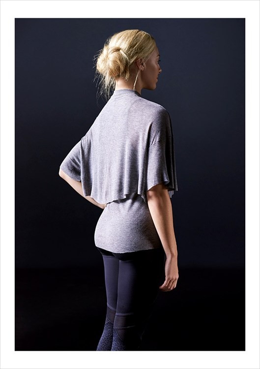 oysho-parsons-catalogo-gymwear-spring-2016 (4).jpg