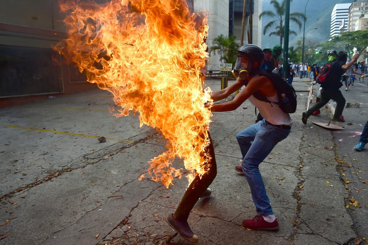 venezuelaemchamas2.jpg