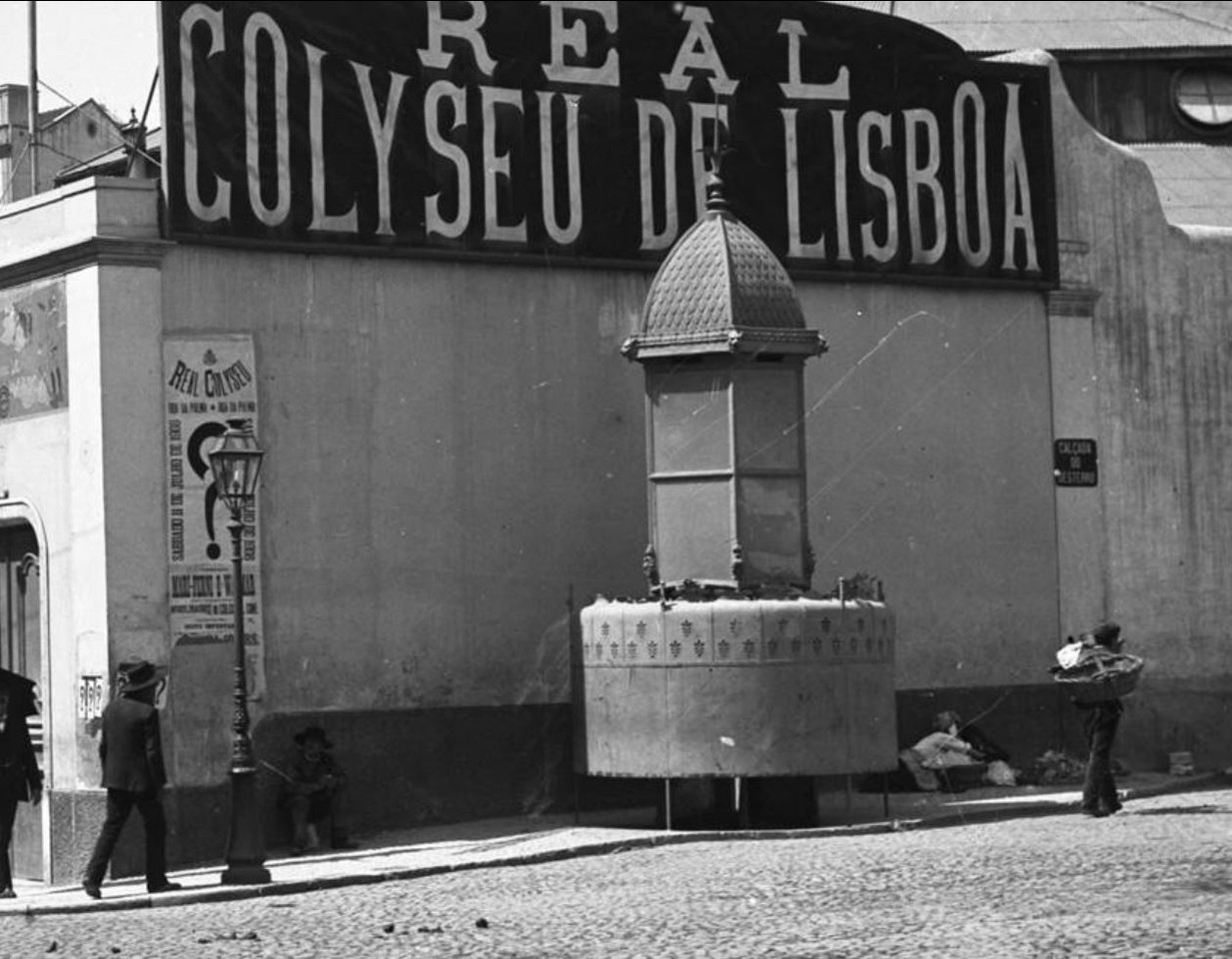 Urinol, Calçada  do Desterro (A. Cunha, c. 1900)