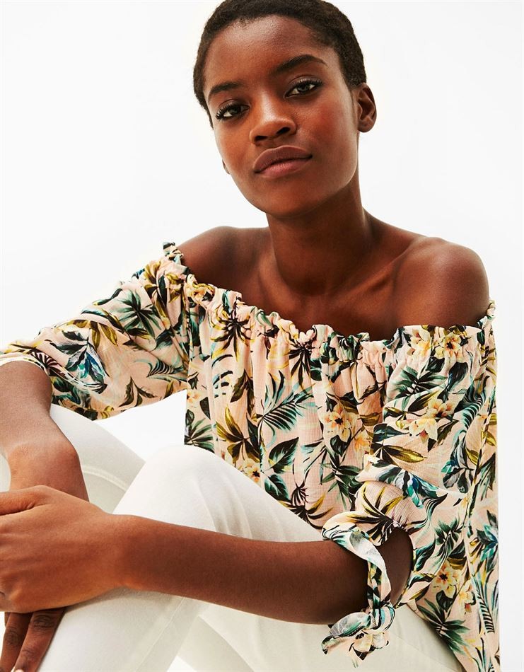 catalogo-bershka-primavera-verao-2017-coleçao-thi catalogo-bershka-primavera-verao-2017-coleçao-thi