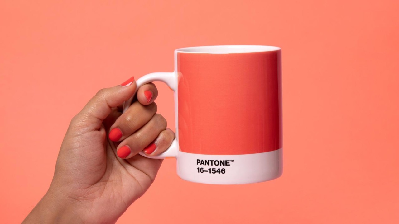 Pantone_RoomCopenhagen_Mug_Girl_V2-e1544030899983. Pantone_RoomCopenhagen_Mug_Girl_V2-e1544030899983.