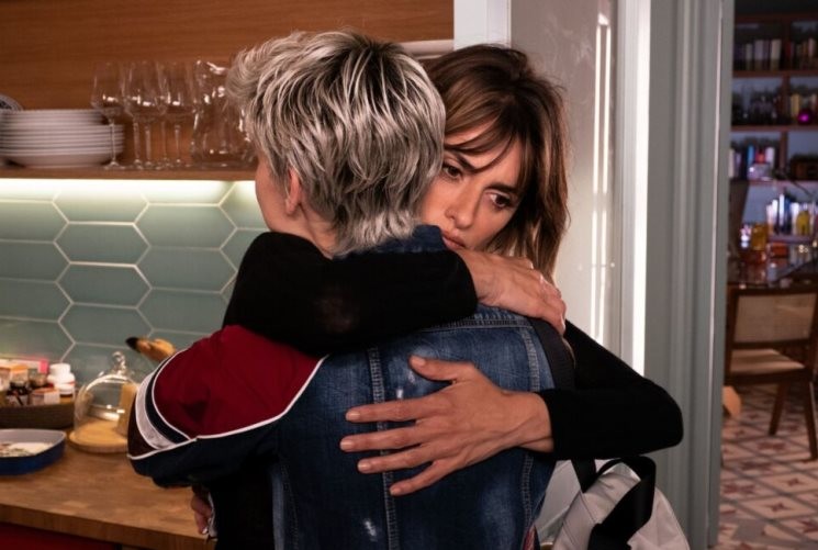 Madres Paralelas.jpeg