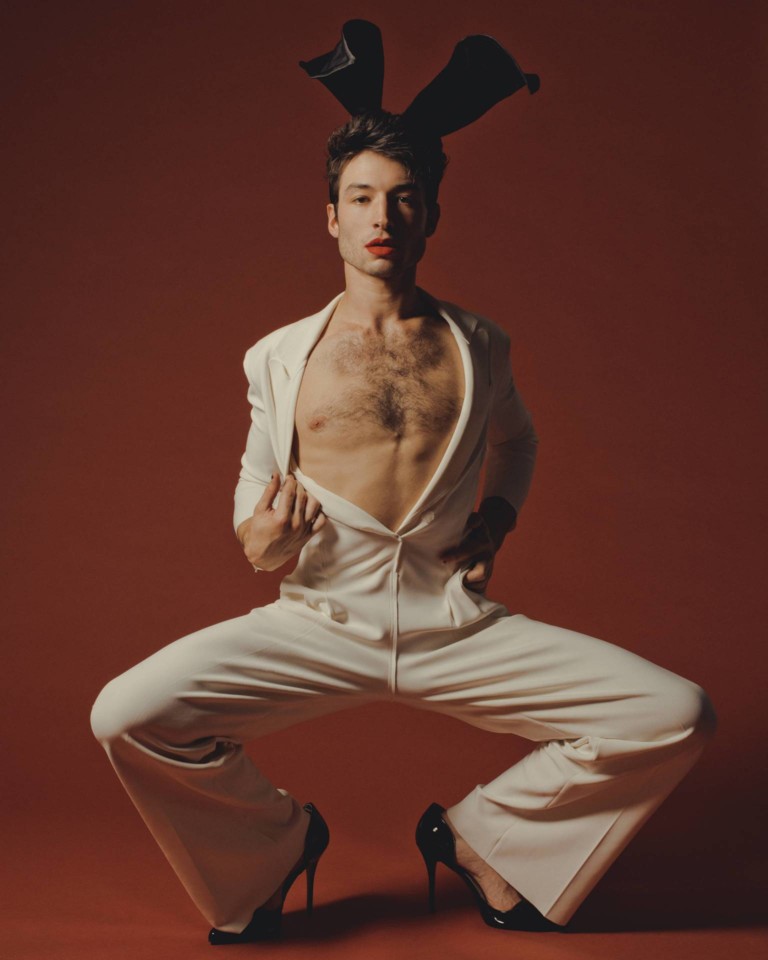 Ezra-Miller_(05).jpg Ezra-Miller_(05).jpg