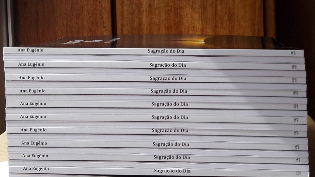 Sagração do Dia by Ana Eugénio