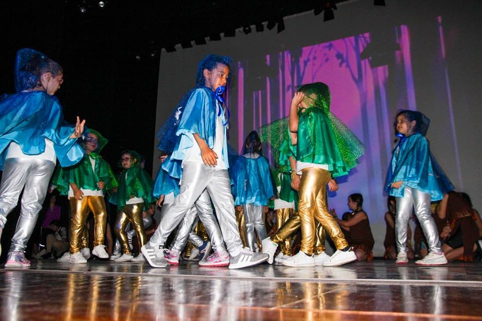 35226239_2055747518032036_6257807224748376064_n.jp