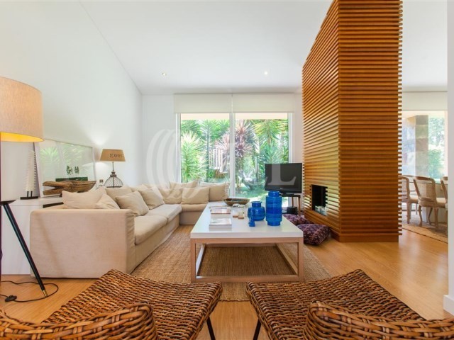 aroeira2.jpg aroeira2.jpg