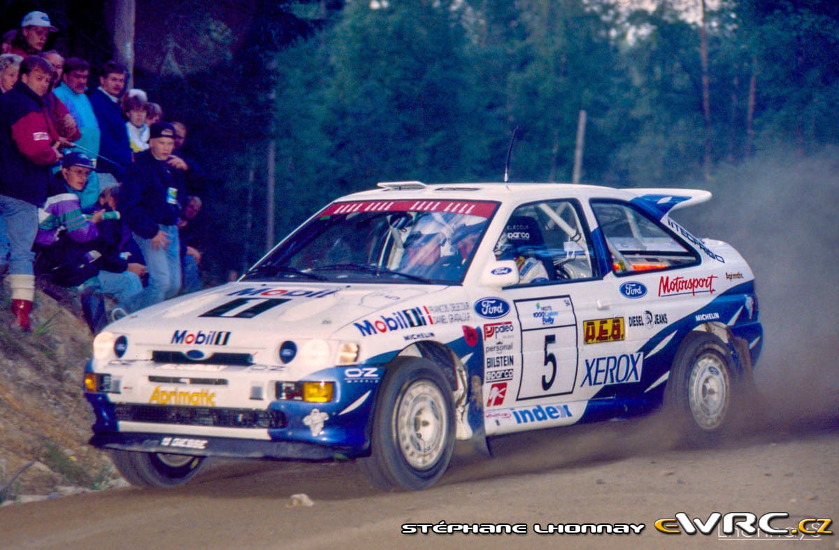 auto nostalgia 8 Delecour 3.jpg