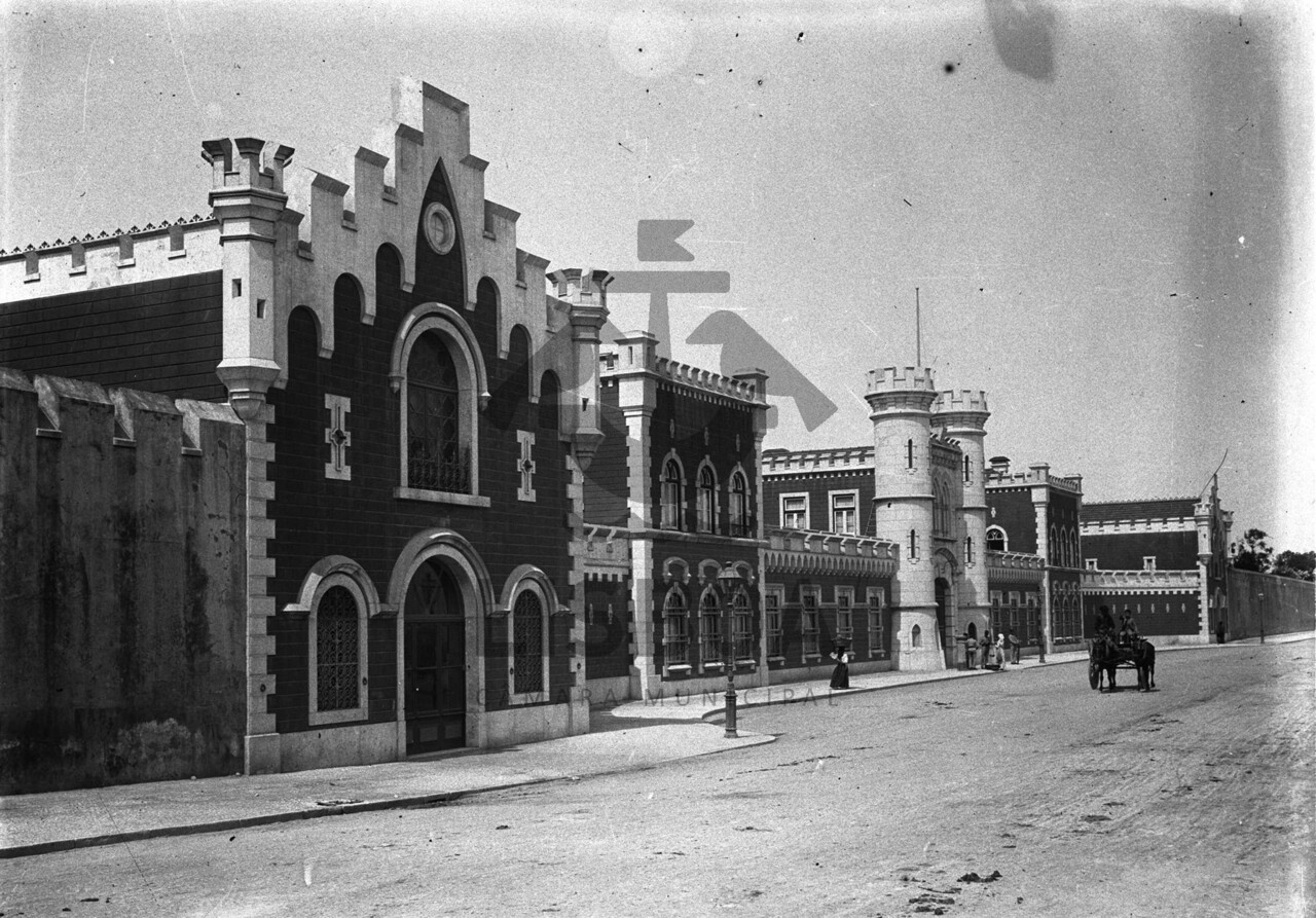 penitenciaria de Lisboa fachada.jpg