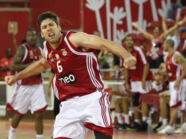 sergio ramos basquetebol.jpg