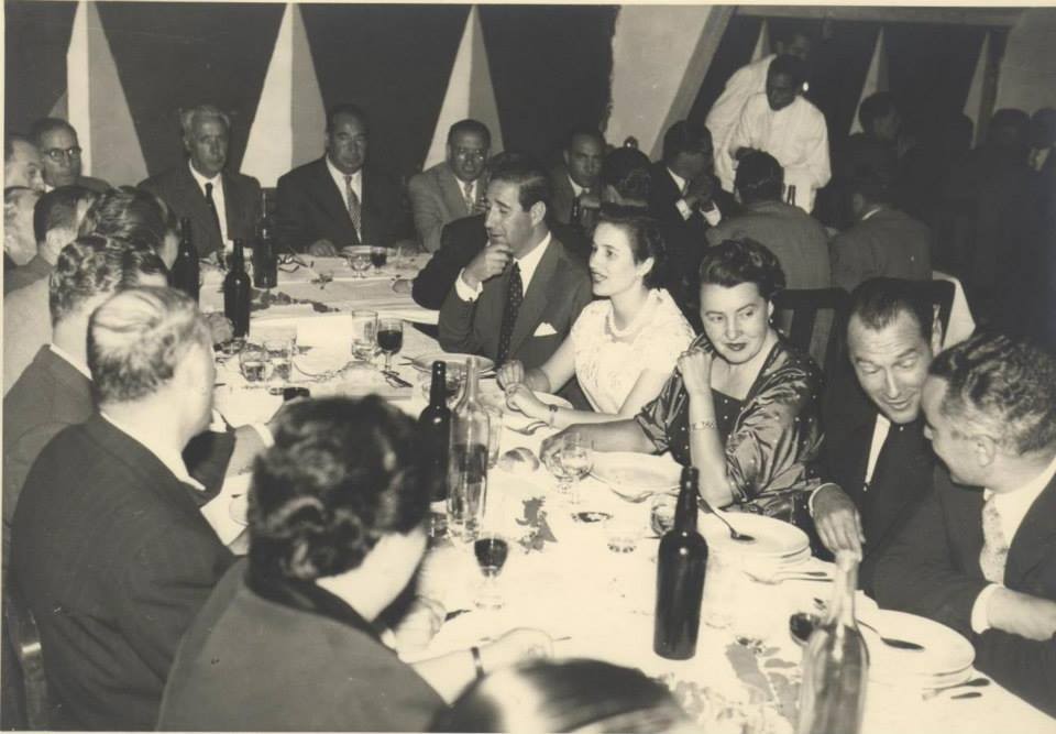 1380494_595910357111188_842795487_n.jpg 1380494_595910357111188_842795487_n.jpg