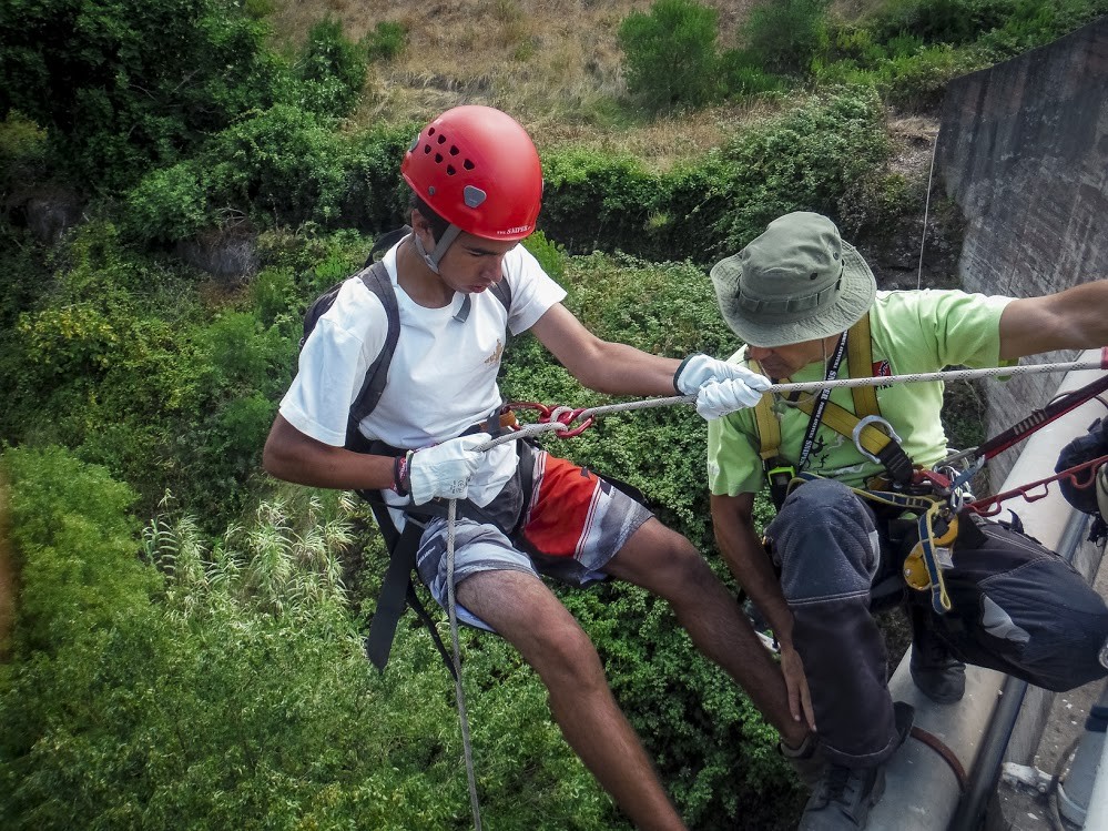 sniper ponte manel.jpg sniper ponte manel.jpg