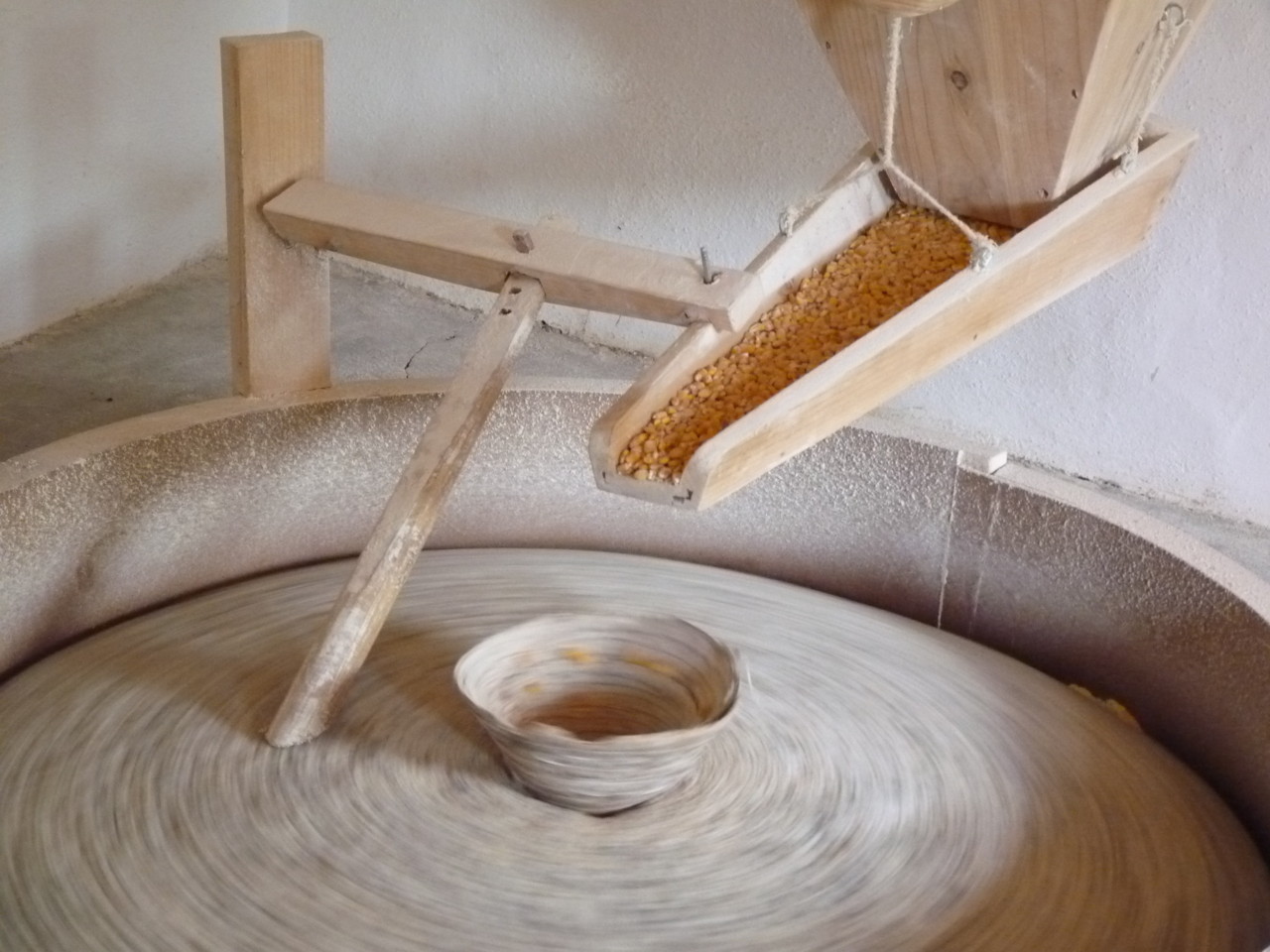 Flores - Moinho da Ribeira da Alagoa (3).JPG