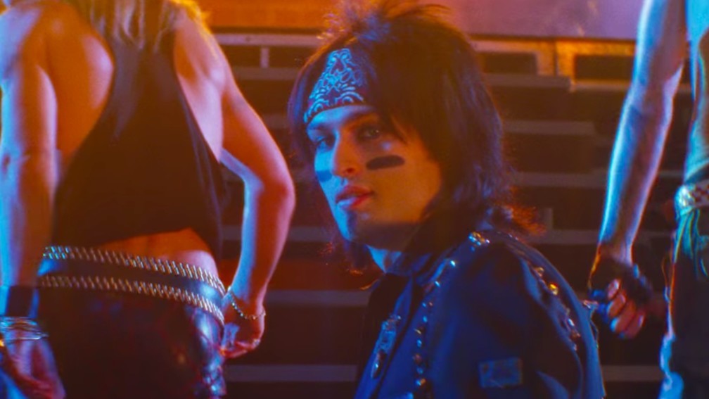 the-dirt-header_b4b62e6b8feb204f329c1700ab8c6c4a.j