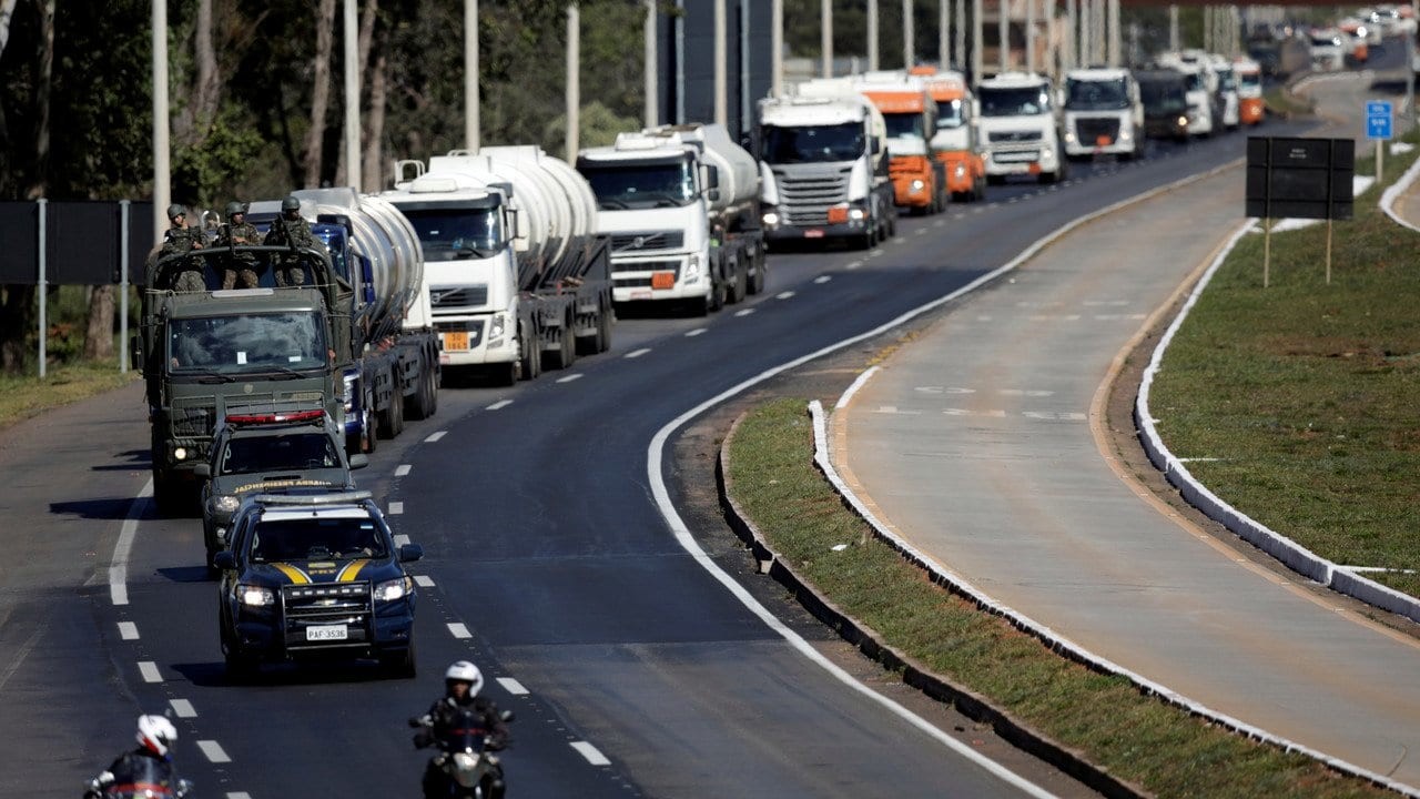 camionistas-e-patroes-voltam-a-mesa-de-negociacoes