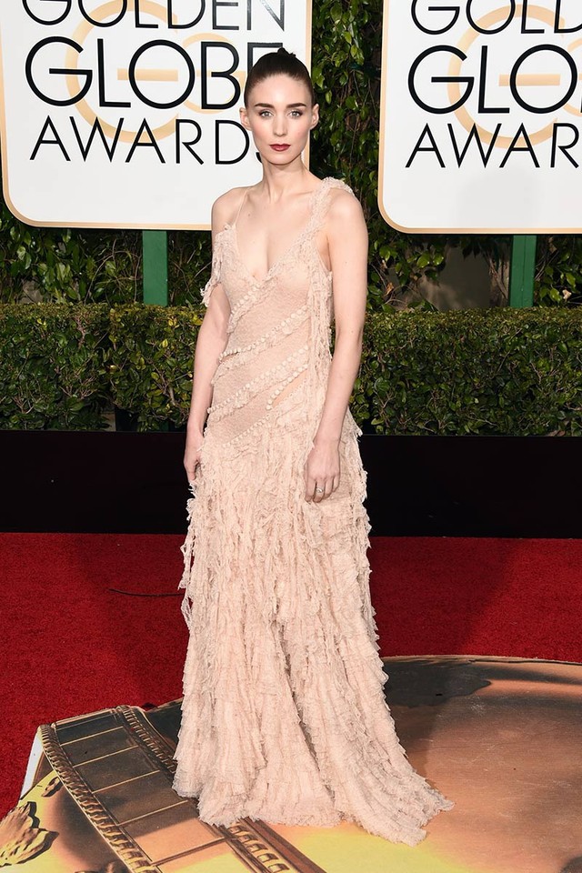 Rooney Mara_ Alexander McQueen.jpg