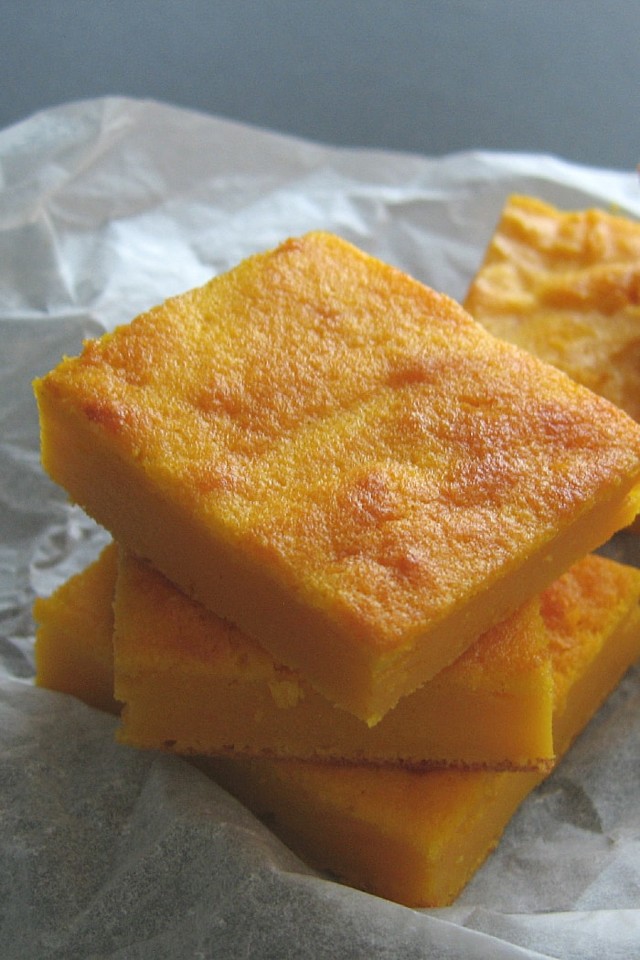 Quadrados-cenoura-claras-carrot-eggwhites-squares_