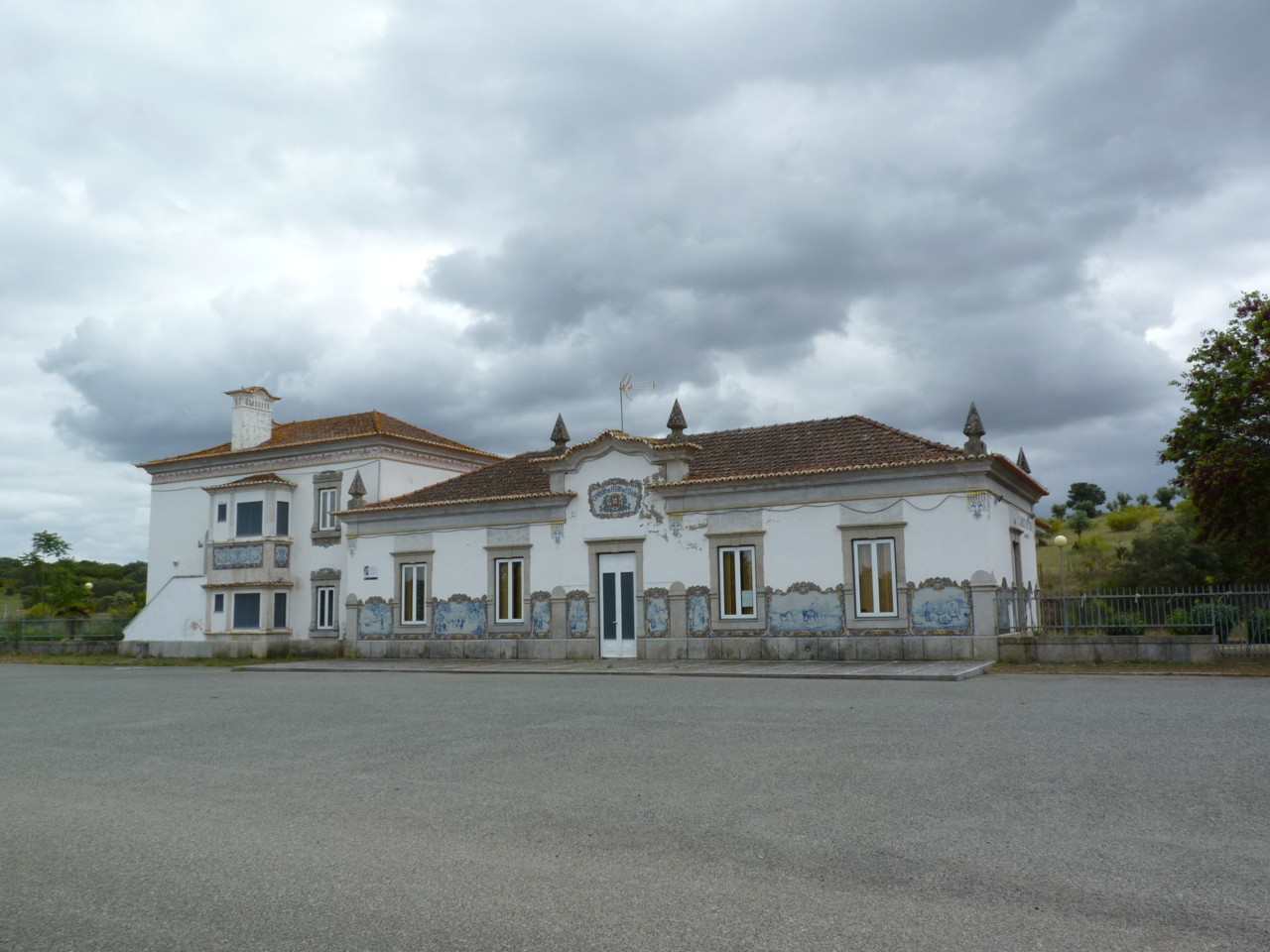 Antiga estação de caminhos-de-ferro de Cabeço d