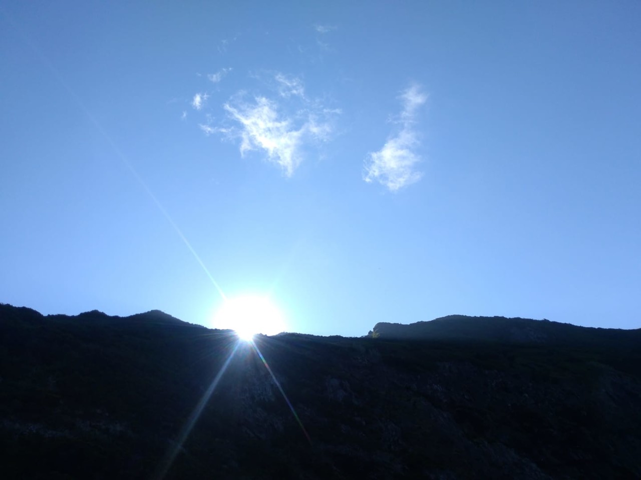 O esconder do sol na Fajã.jpg