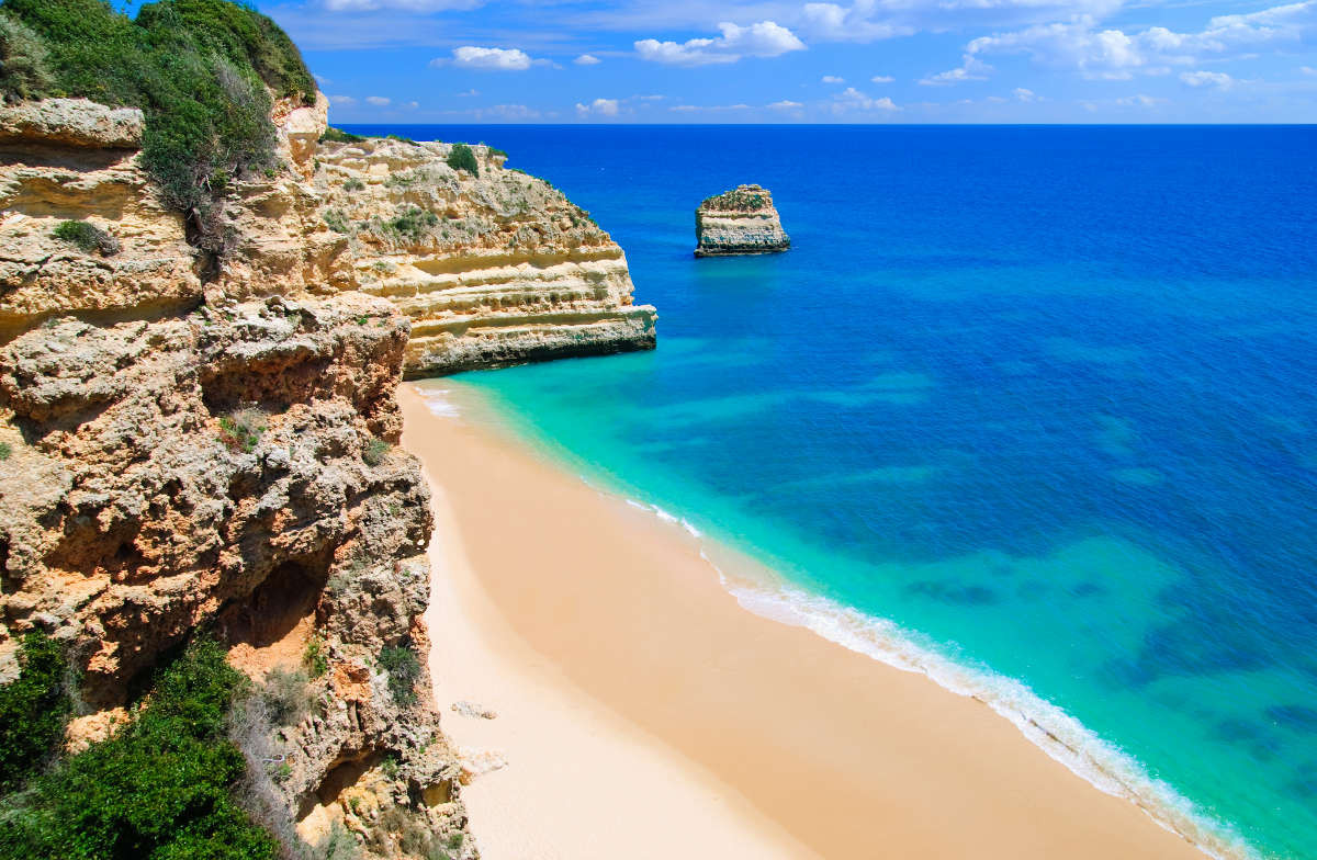 BEACH-ALGARVE.jpg