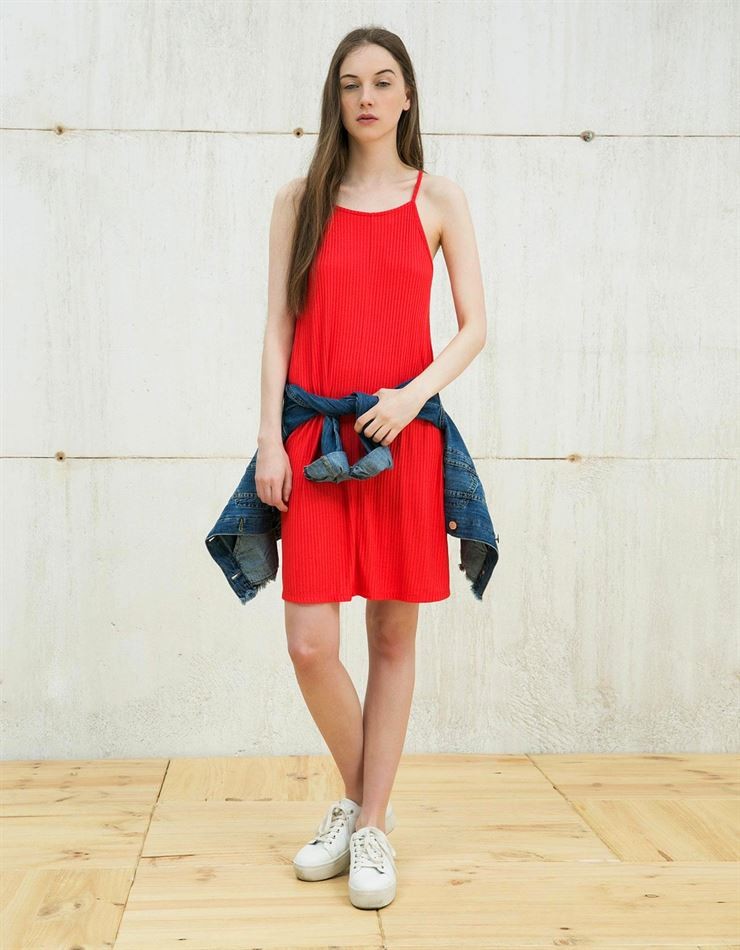 retro-sport-bershka-primavera-verao-2016 (2).jpg