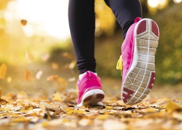 140908_FT_JoggingShoes.jpg.CROP.promo-mediumlarge.