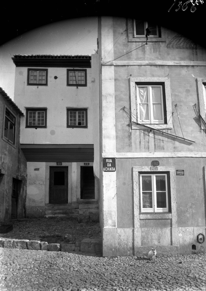 Rua da Achada, entre 1898 1908, foto de Machado & Rua da Achada, entre 1898 1908, foto de Machado &
