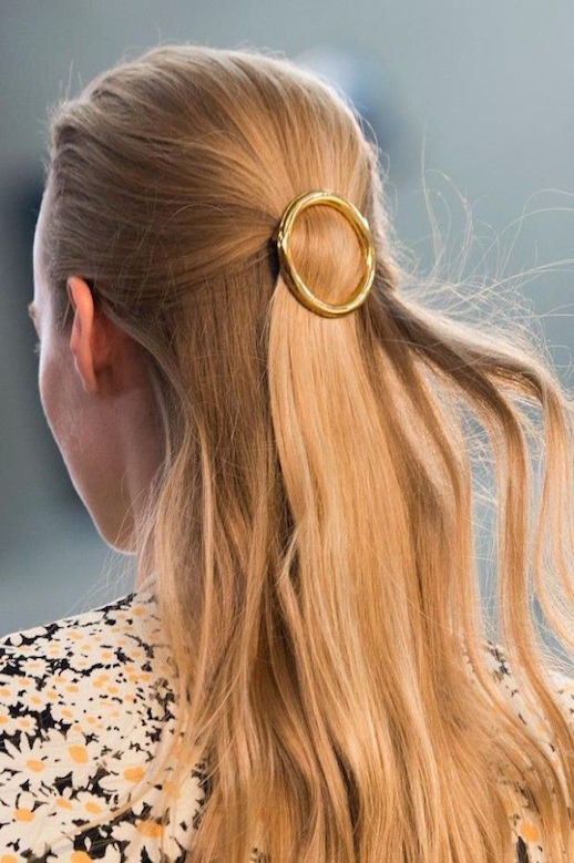 Le-Fashion-Blog-15-Ways-To-Wear-Round-Circle-Hair-