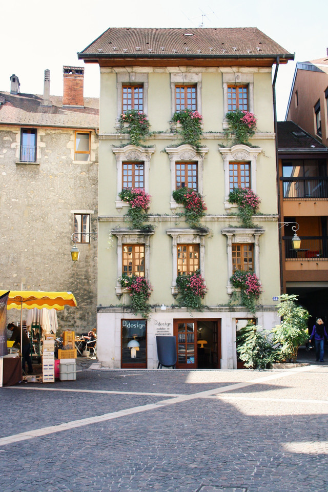 annecy-1.jpg annecy-1.jpg