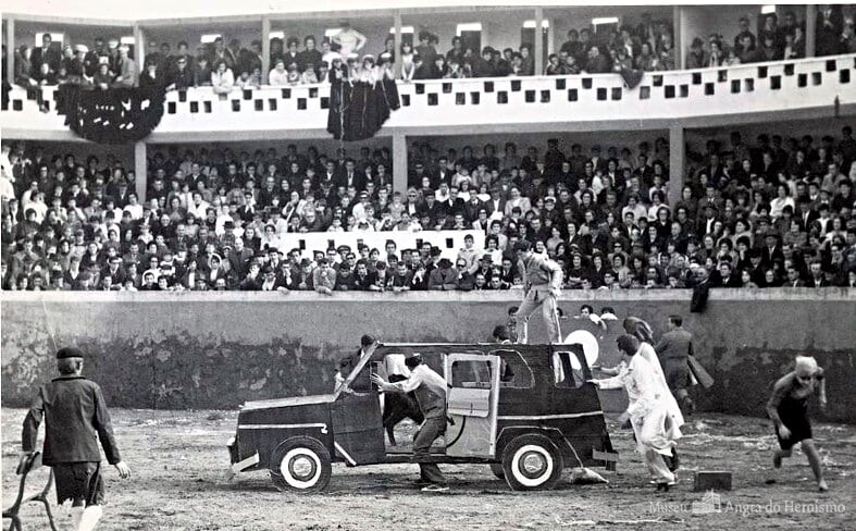 Foto Cronica 167DI FEV23 - A Tourada das boas reco