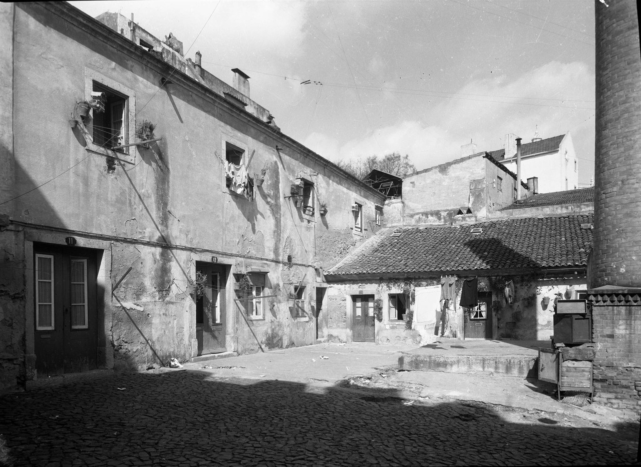 Paços do Infante Dom Henrique, pátio dos Quintal