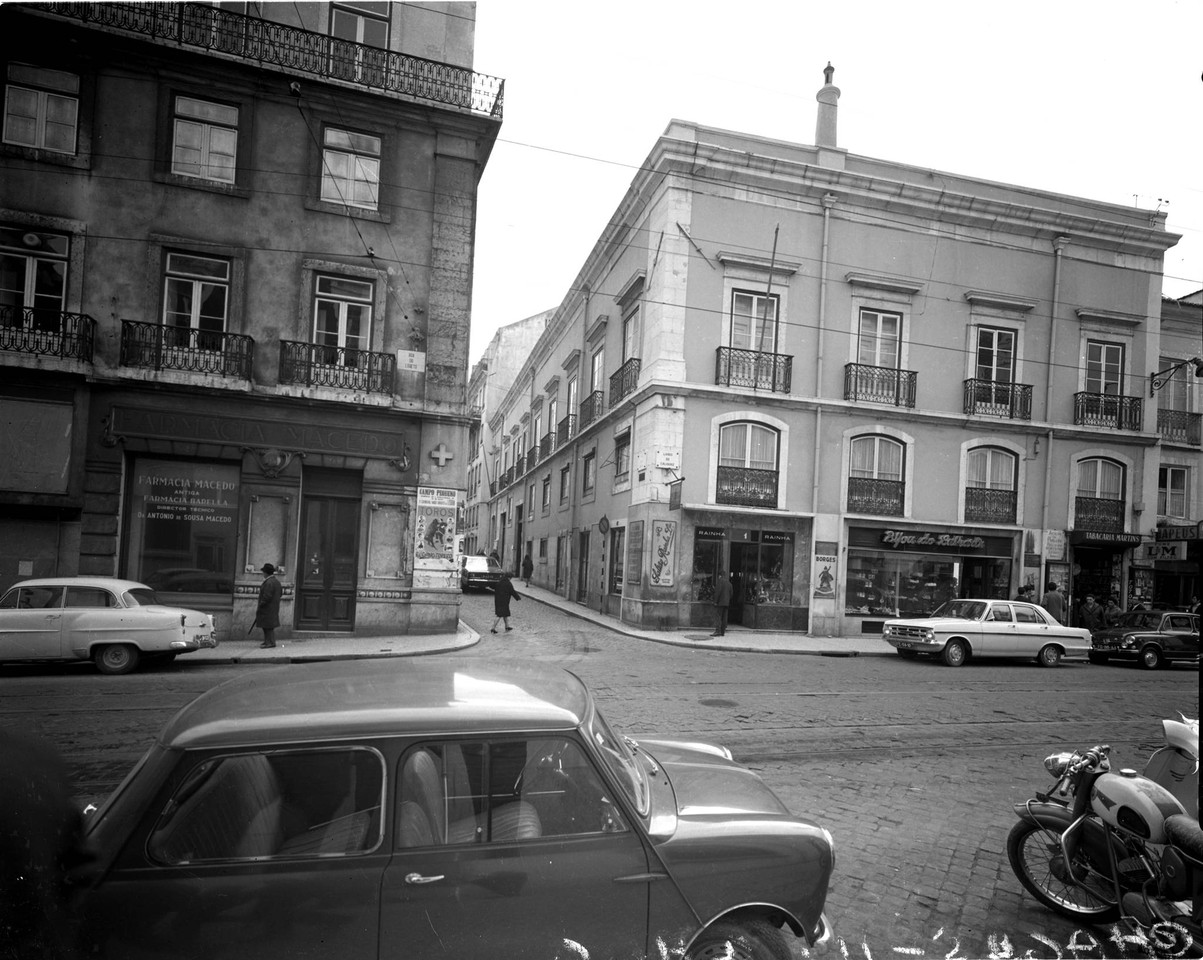 Palácio de Sandomil, 1968, foto de Armando Serôd Palácio de Sandomil, 1968, foto de Armando Serôd
