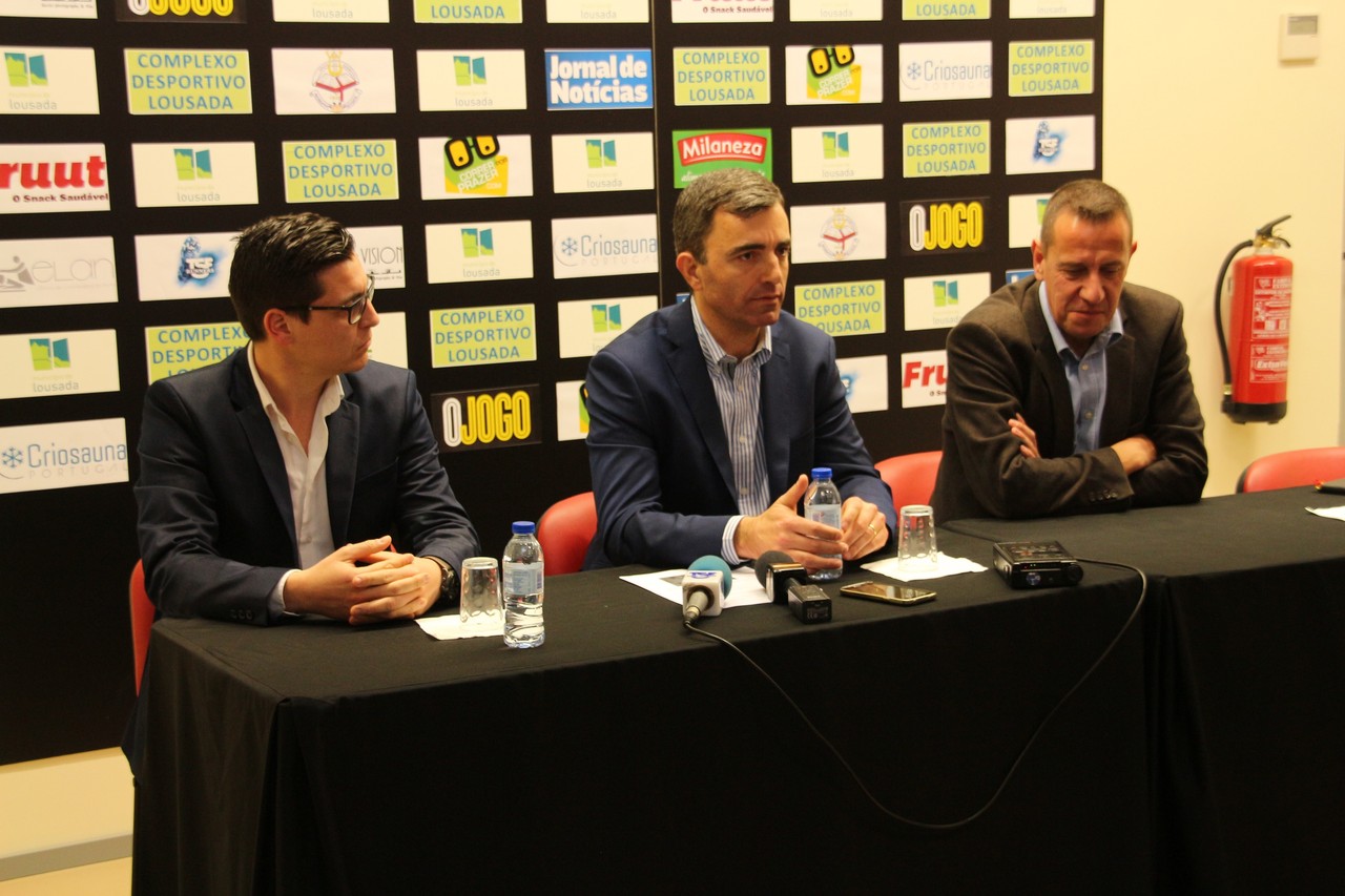 Conferência Imprensa 100K.JPG