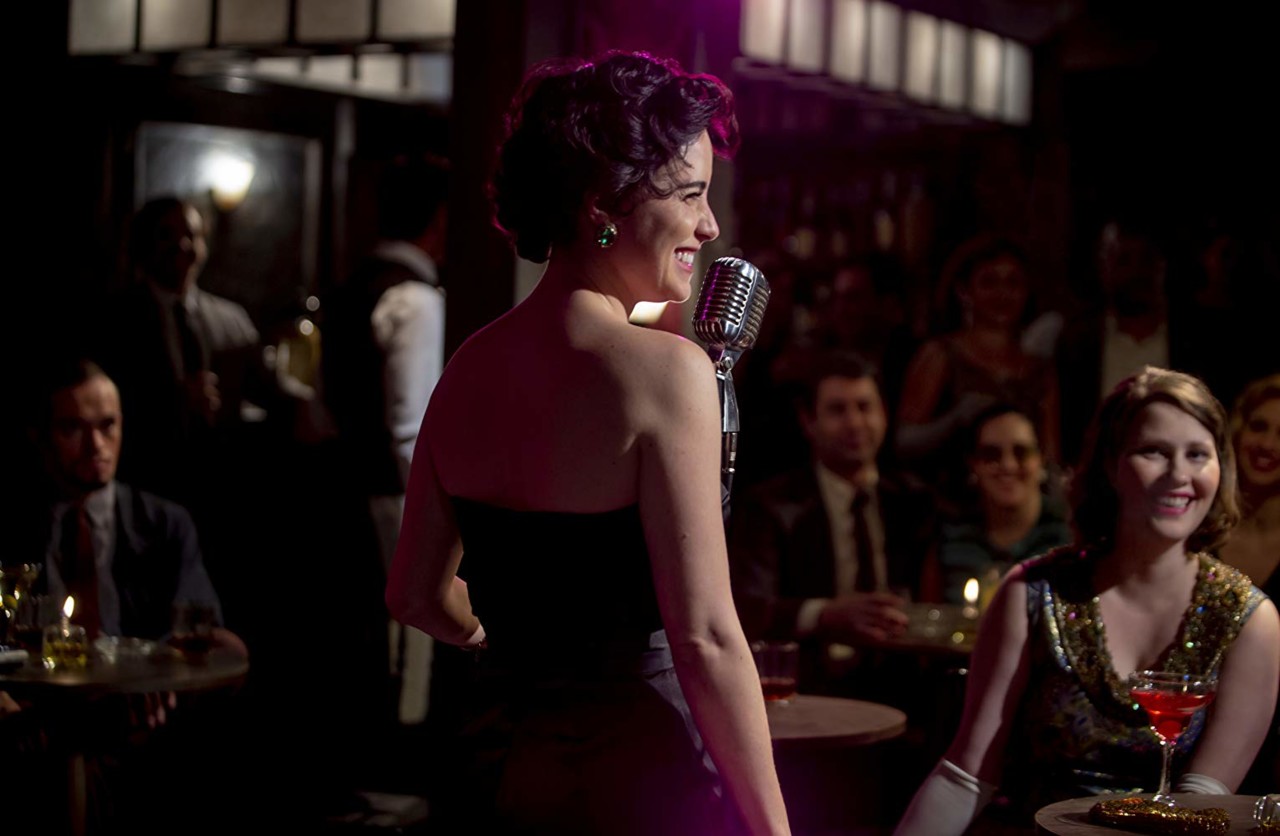 MV5BZGQzYzVhZmYtOGQzOS00OWZiLThmMGEtY2IxNDBiYjdmMj