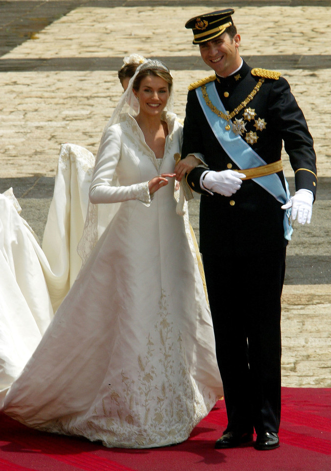 Queen-Letizia-King-Felipe-Spain-Wedding-Pictures ( Queen-Letizia-King-Felipe-Spain-Wedding-Pictures (