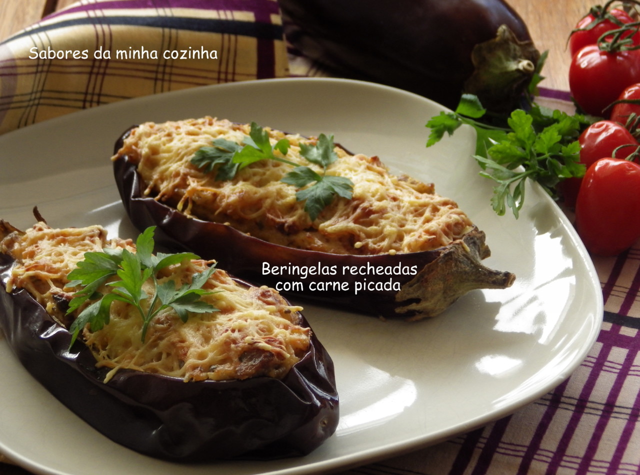 IMGP7919-Beringelas recheadas com carne picada-Blo
