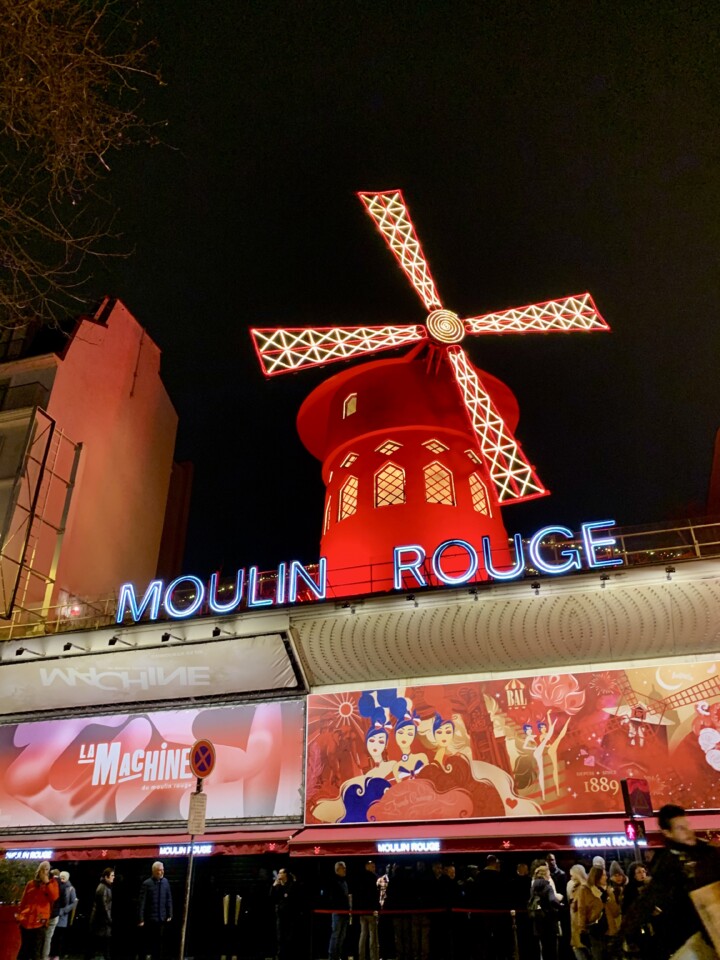 Moulin Rouge.jpg