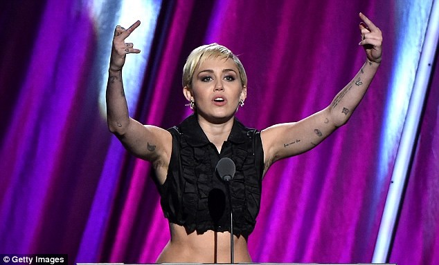 Miley Cyrus 1.jpg Miley Cyrus 1.jpg