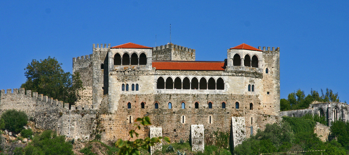 castelo_1.jpeg castelo_1.jpeg