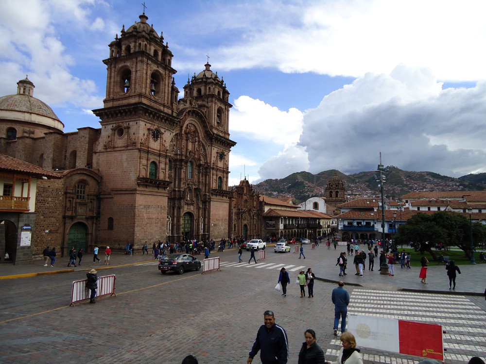 plaza_cusco.jpg