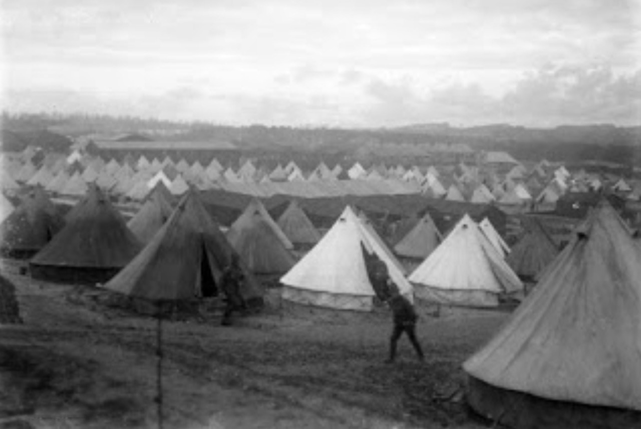 1600-2 - etaples.jpg