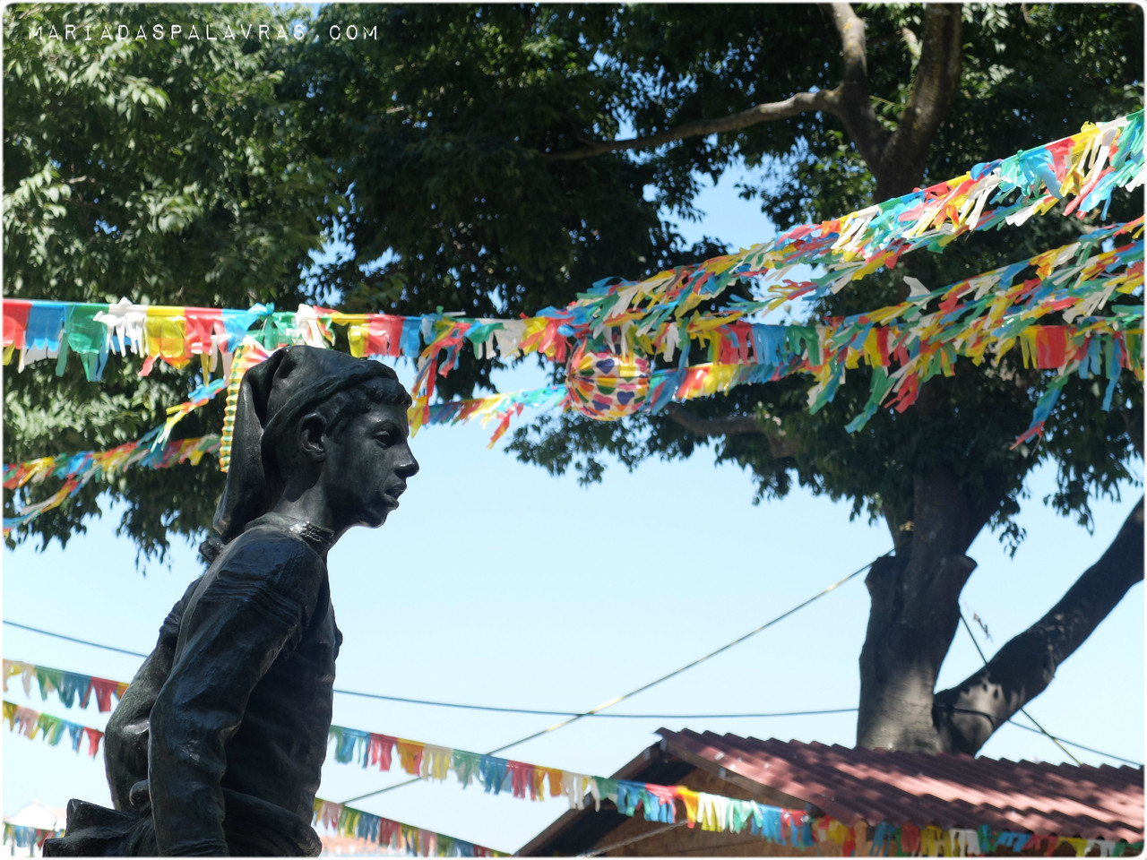 Estáuas em São Pedro de Alcântara | Foto Maria das Palavras