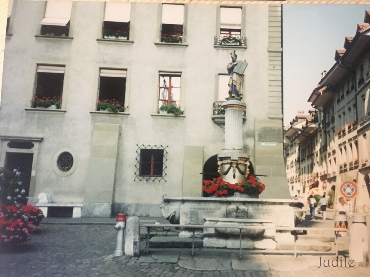 26116079_1542851989083457_1965651964385391859_o.jp