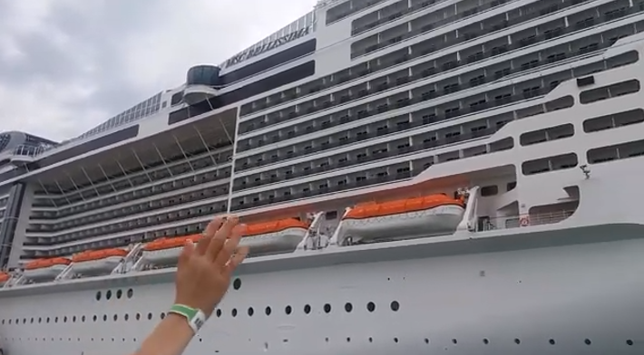 MSC Bellissima Genova.png