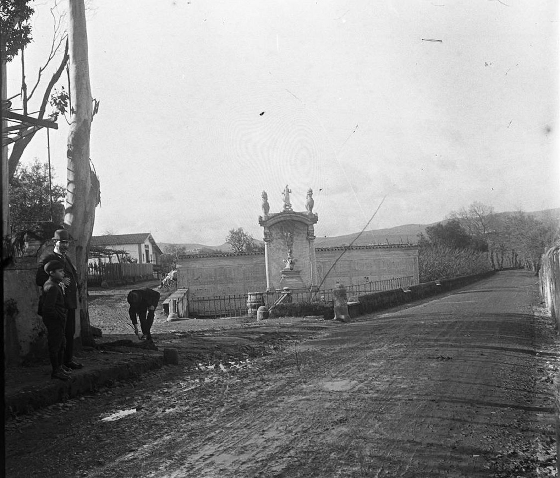 Padrão do Senhor Roubado, sd, foto de Leilão Soa