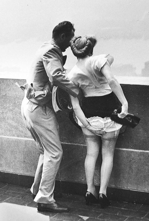 Empire State Building, New York, c.1942 Photo by W