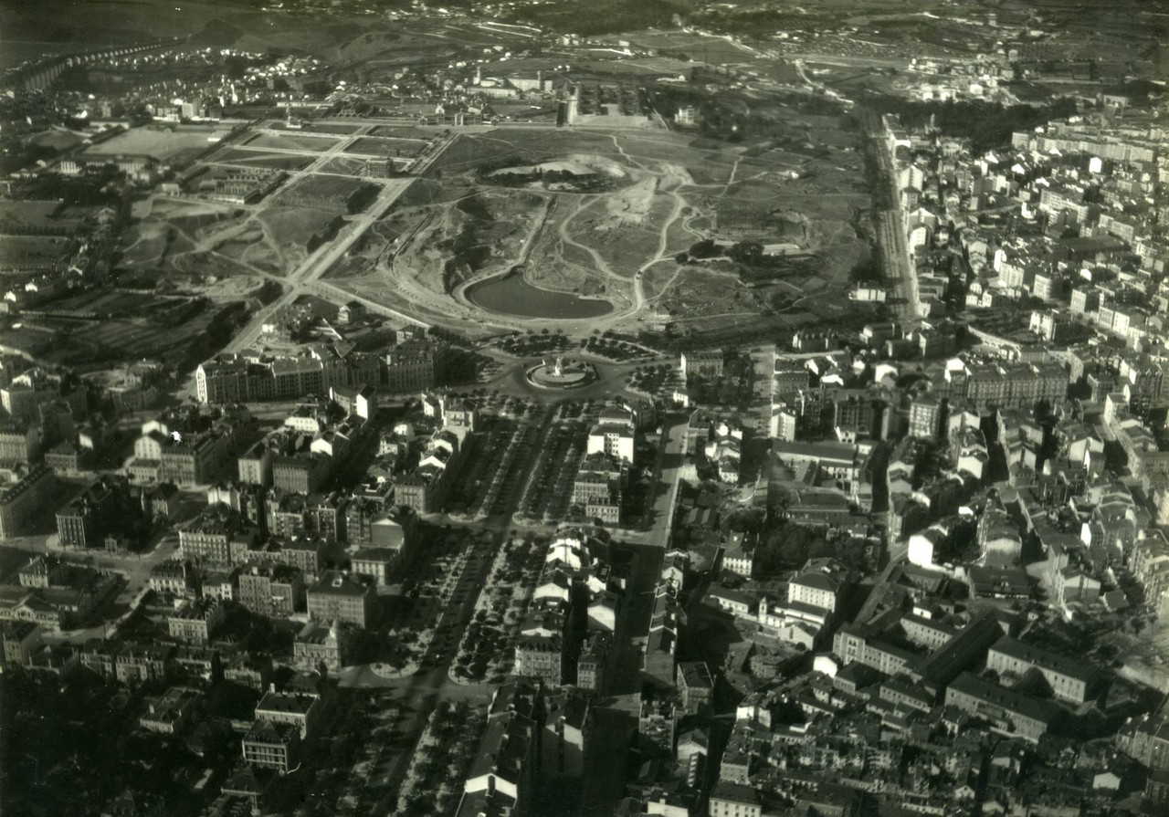 Fotografia aérea da avenida da Liberdade, Marquê Fotografia aérea da avenida da Liberdade, Marquê