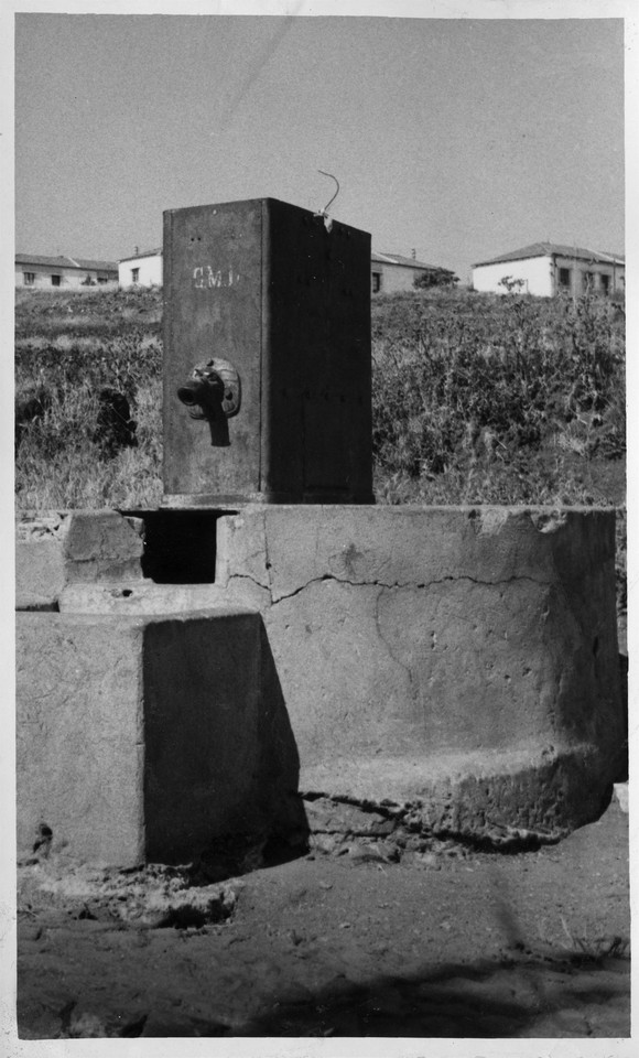 Chafariz do Largo da Ajuda.jpg Chafariz do Largo da Ajuda.jpg